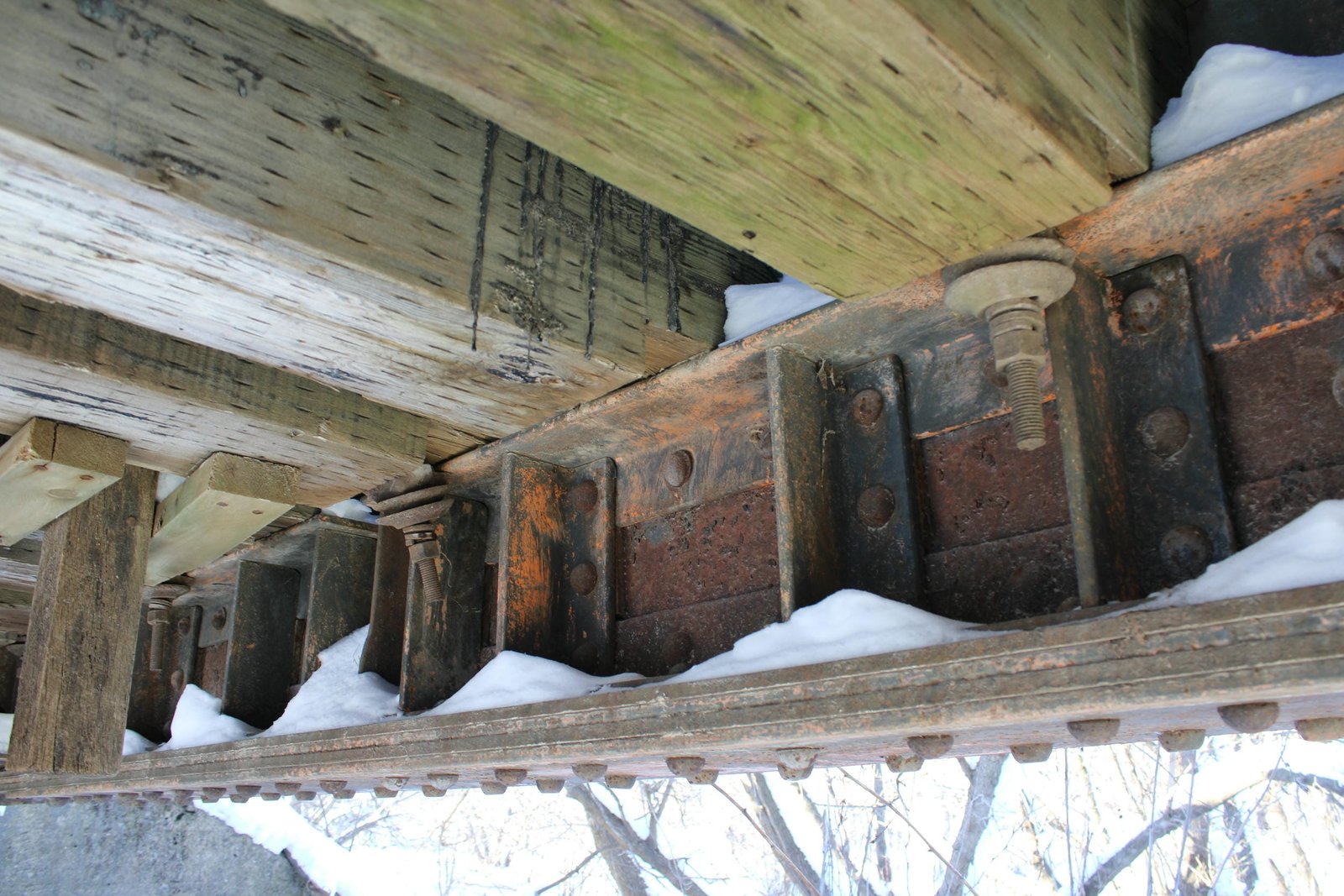 Floor details, east span